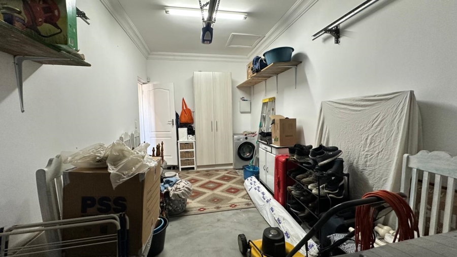 2 Bedroom Property for Sale in Parklands North Western Cape